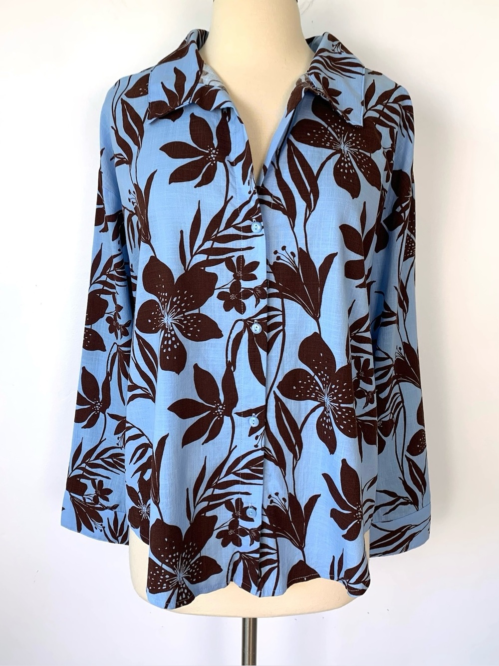 NWT Shade & Shore Blue Floral Swim Cover Up Shirt Small
